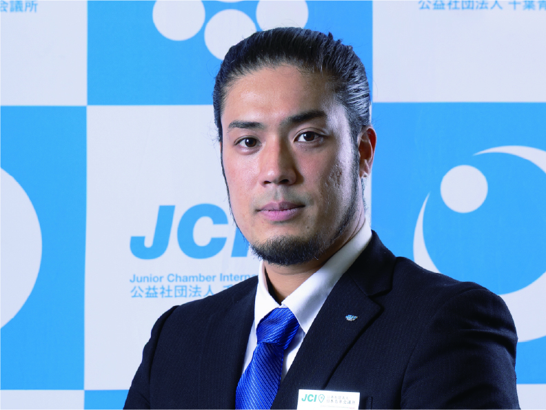 総務財政委員会 委員長 小石 智輝